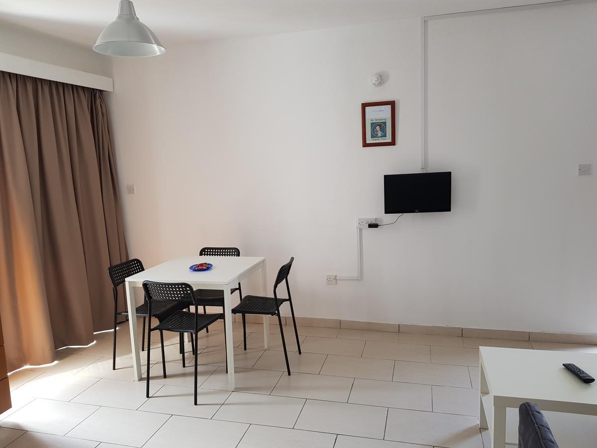 Valentinos Court Lejlighed Paphos Eksteriør billede